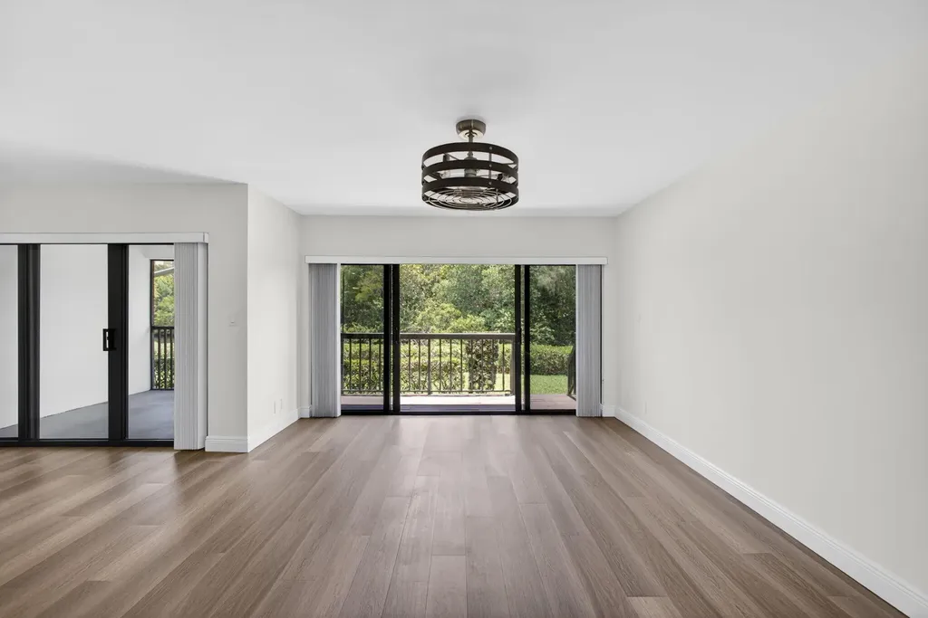 2104 Fairway Drive S Jupiter FL 33477