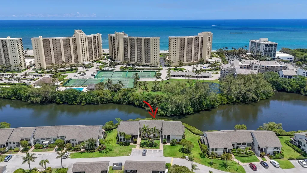 2104 Fairway Drive S Jupiter FL 33477