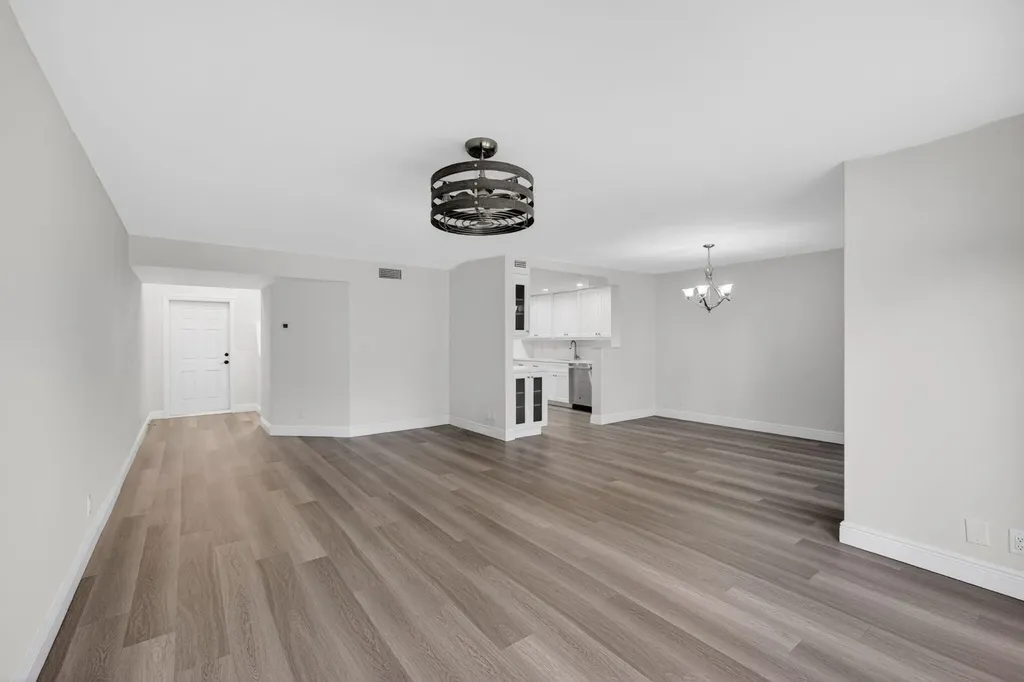 2104 Fairway Drive S Jupiter FL 33477