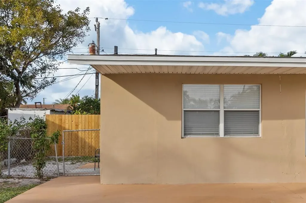 Pompano Beach FL 33064