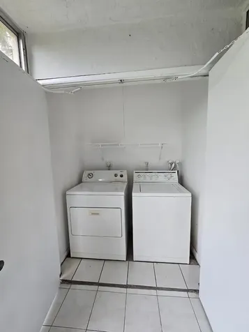 3141 NW 47th Terrace Lauderdale Lakes FL 33319
