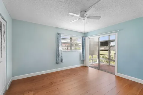 33 Pine Arbor Lane Vero Beach FL 32962