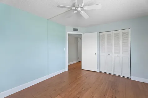 33 Pine Arbor Lane Vero Beach FL 32962