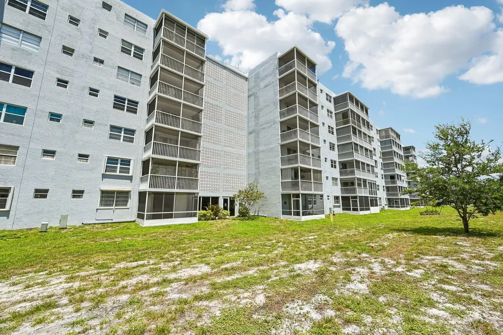 5500 NW 2nd Avenue Boca Raton FL 33487