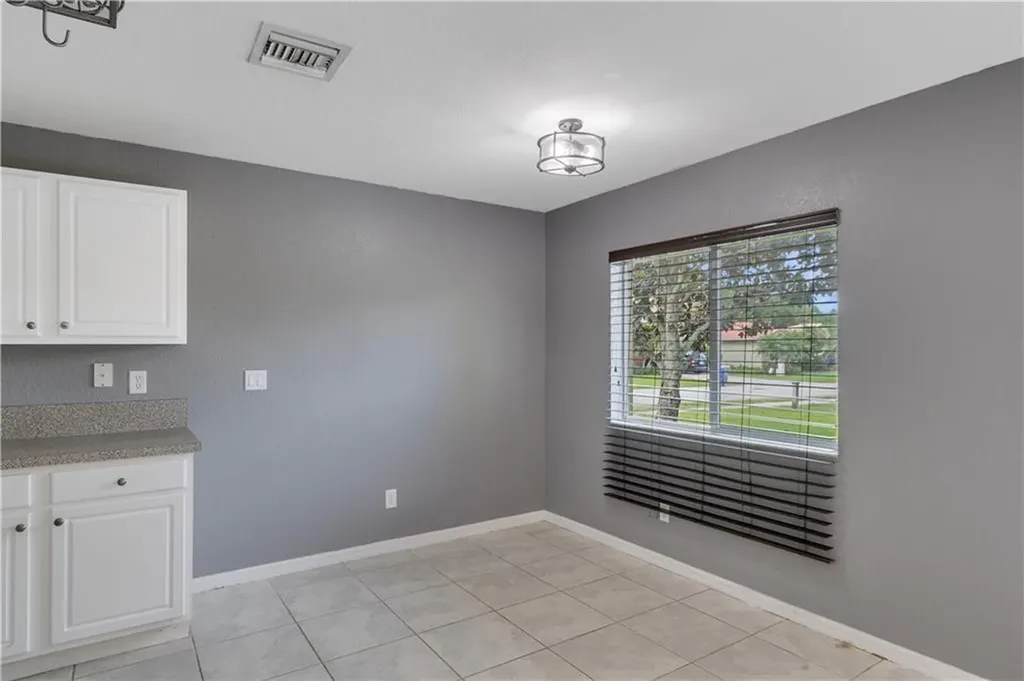 5598 43rd Court Vero Beach FL 32967