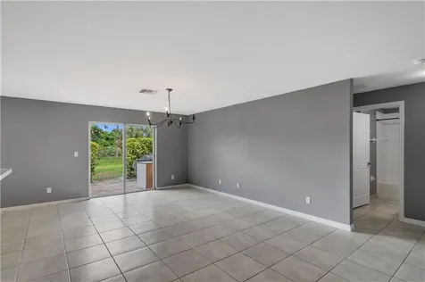 5598 43rd Court Vero Beach FL 32967
