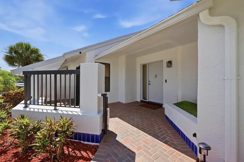 10775 Waterberry Drive Boca Raton FL 33498