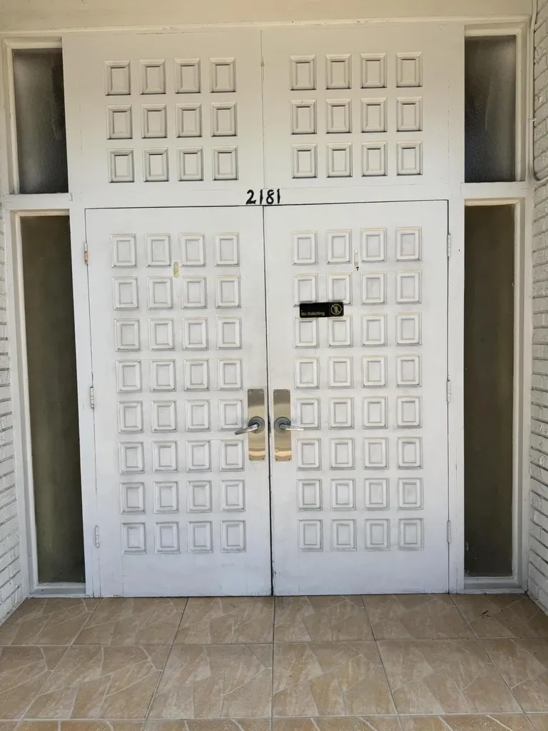 2181 NE 67th Street Fort Lauderdale FL 33308