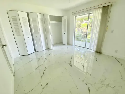 341 Windsor O West Palm Beach FL 33417