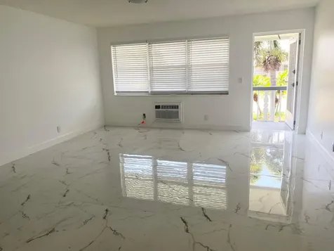341 Windsor O West Palm Beach FL 33417