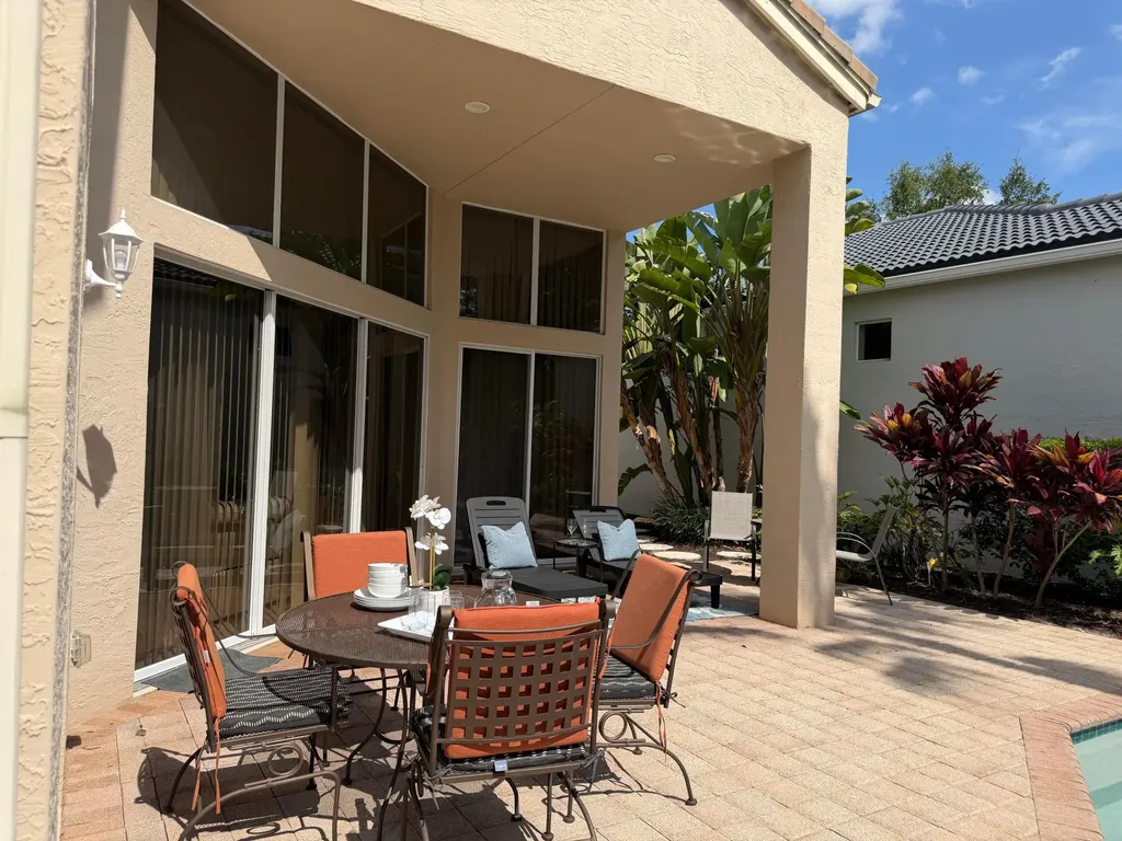 324 Sunset Bay Lane Palm Beach Gardens FL 33418