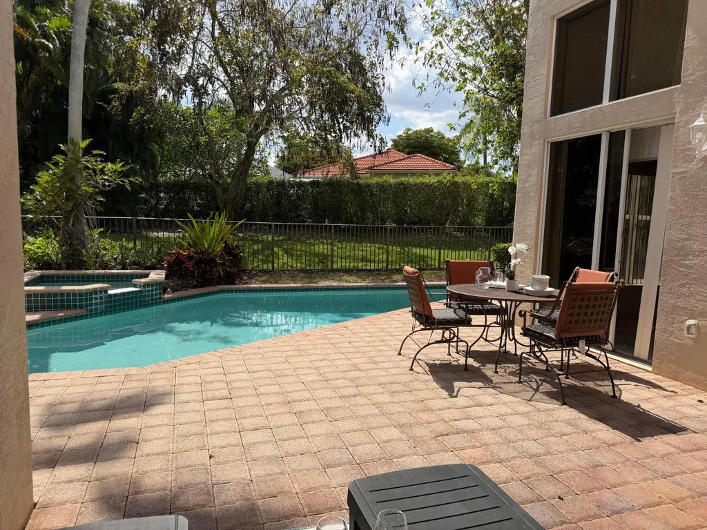 324 Sunset Bay Lane Palm Beach Gardens FL 33418