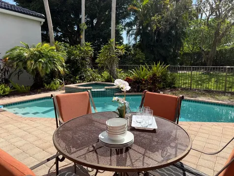 324 Sunset Bay Lane Palm Beach Gardens FL 33418