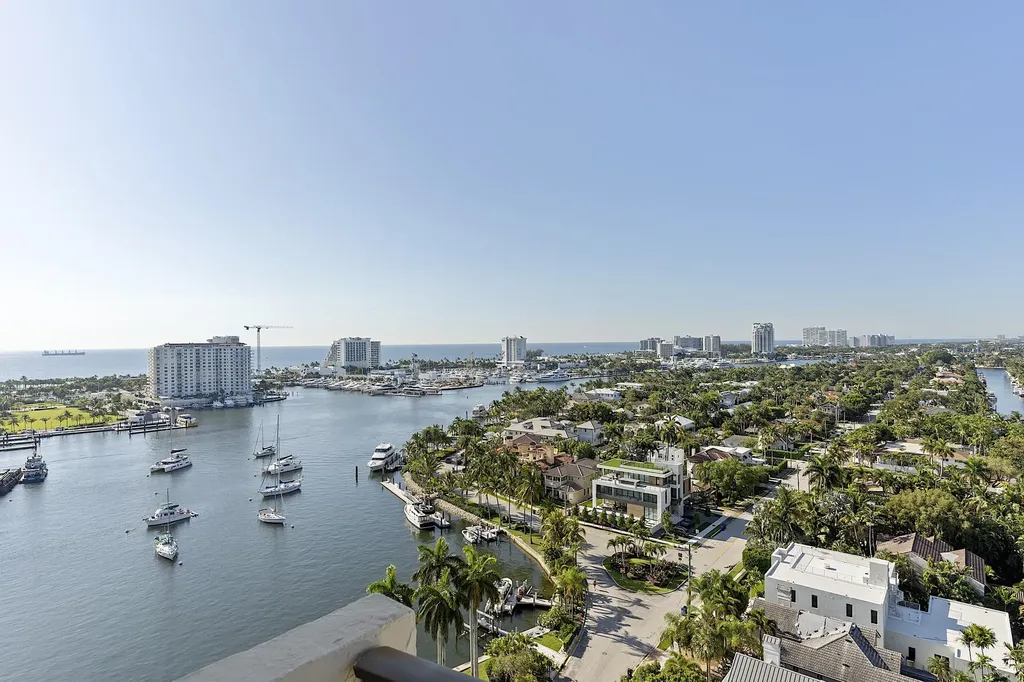 2500 E Las Olas Boulevard Fort Lauderdale FL 33301