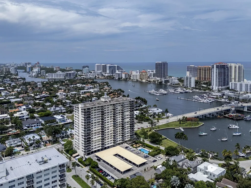 2500 E Las Olas Boulevard Fort Lauderdale FL 33301