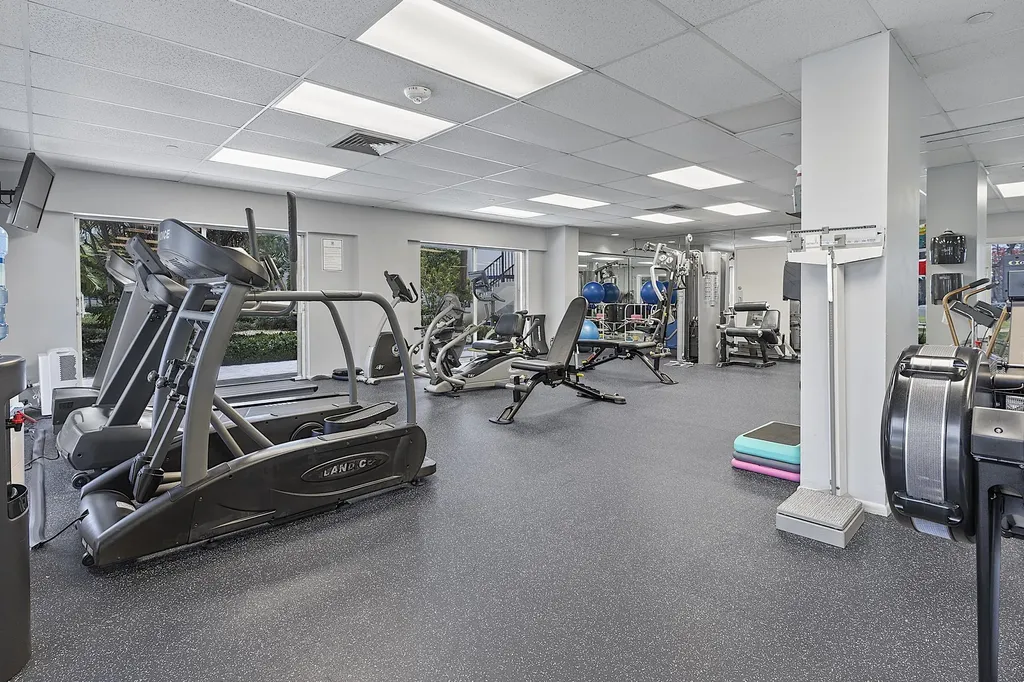2500 E Las Olas Boulevard Fort Lauderdale FL 33301