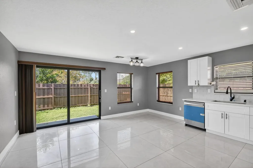 4944 Mcconnell Street Lake Worth FL 33463
