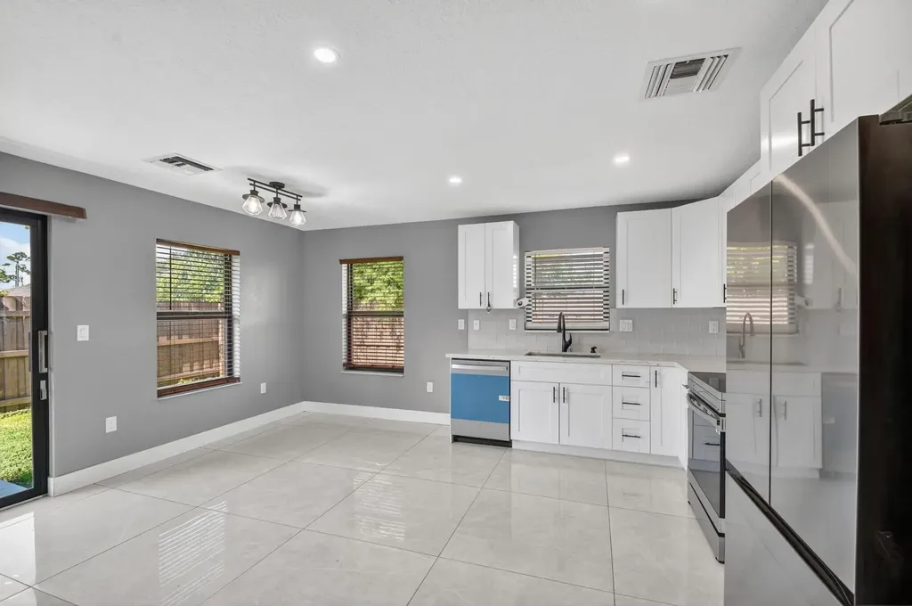4944 Mcconnell Street Lake Worth FL 33463