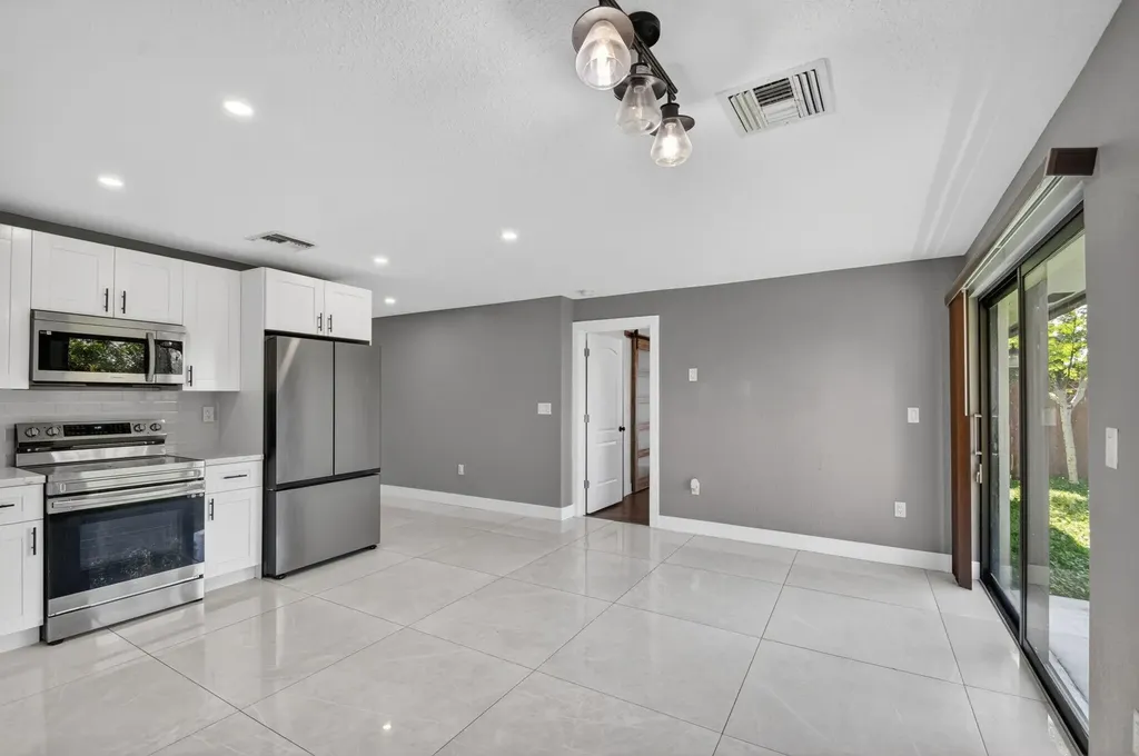 4944 Mcconnell Street Lake Worth FL 33463