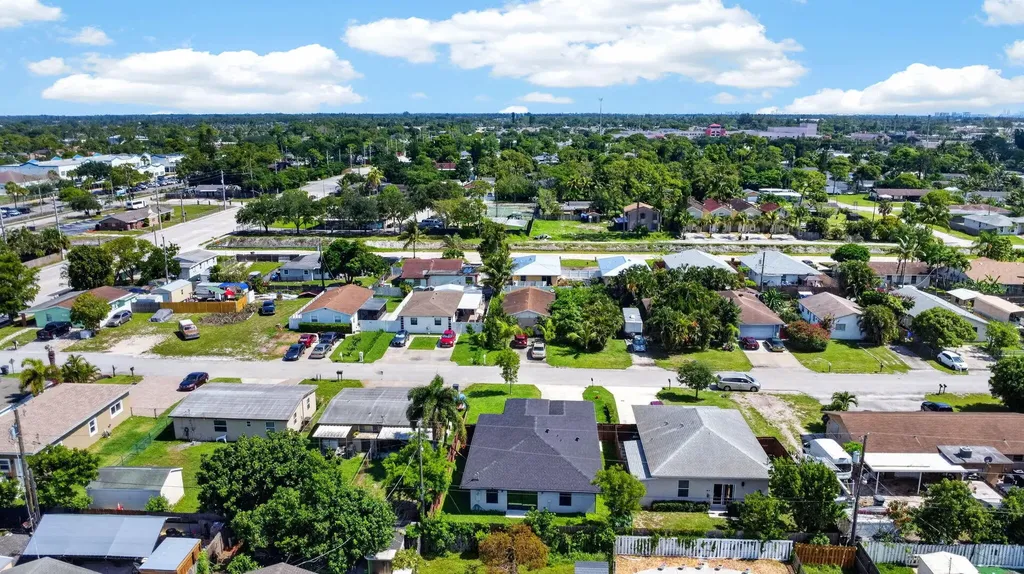 4944 Mcconnell Street Lake Worth FL 33463