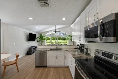 4033 Bluff Harbor Way Wellington FL 33449