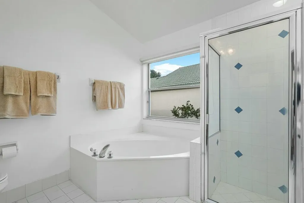1643 Oak Berry Circle Wellington FL 33414