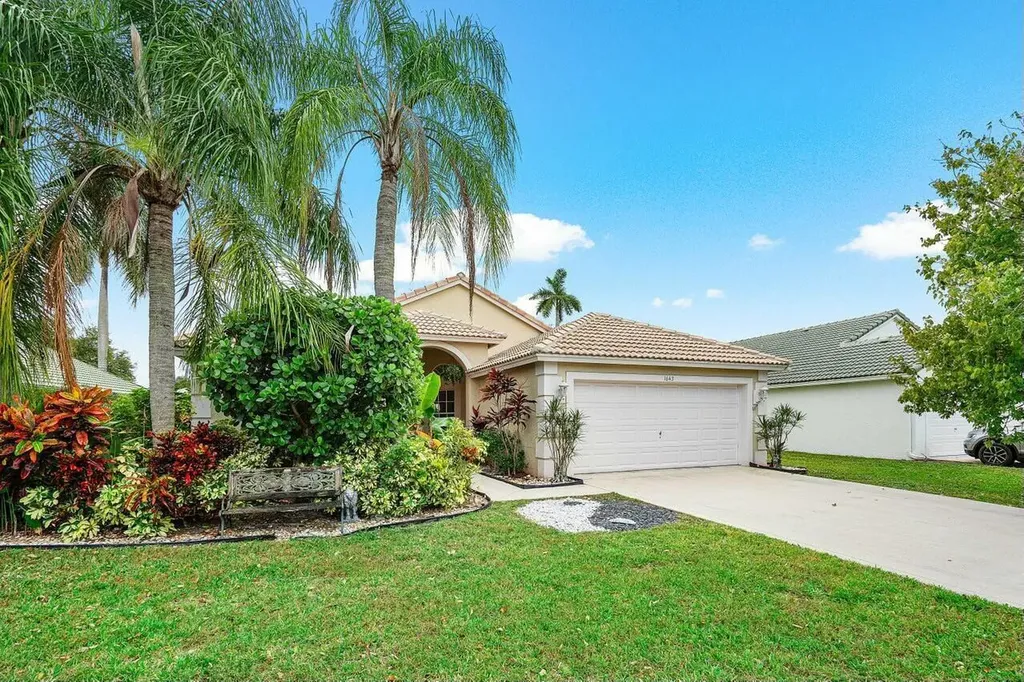 1643 Oak Berry Circle Wellington FL 33414