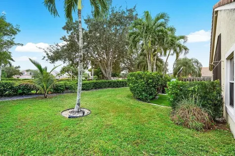 1643 Oak Berry Circle Wellington FL 33414