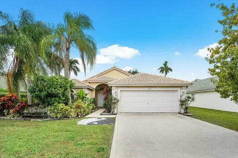 1643 Oak Berry Circle Wellington FL 33414