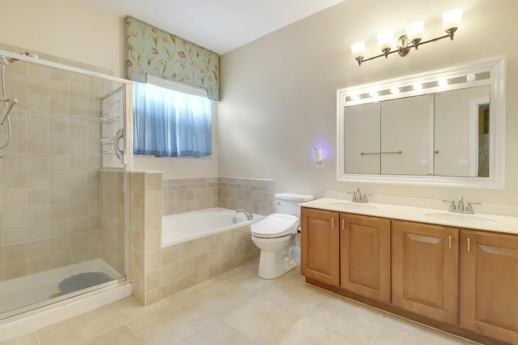 1845 Pointe West Way Vero Beach FL 32966
