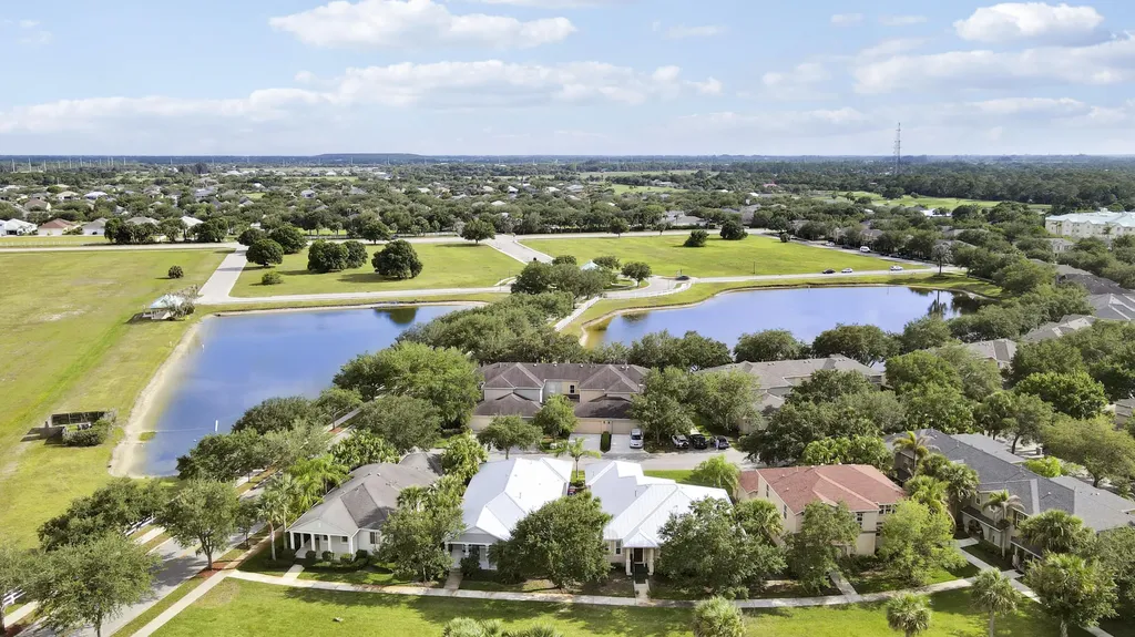1845 Pointe West Way Vero Beach FL 32966
