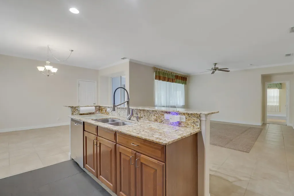 1845 Pointe West Way Vero Beach FL 32966