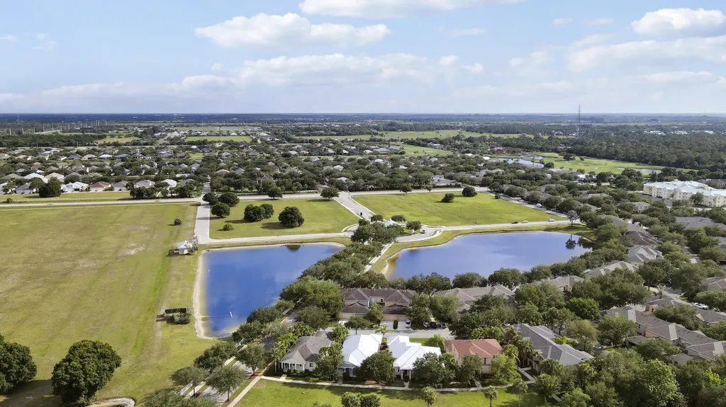 1845 Pointe West Way Vero Beach FL 32966