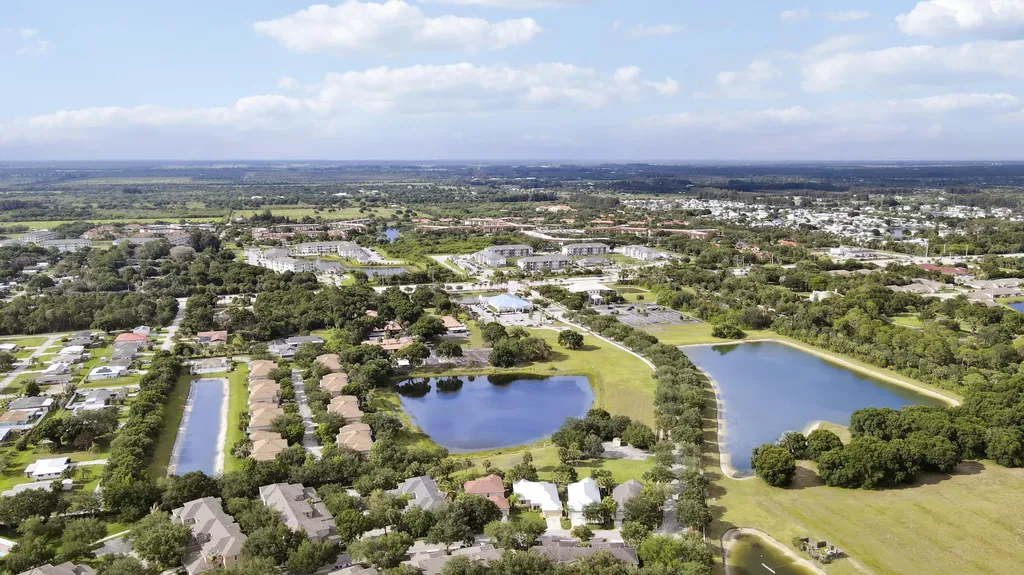 1845 Pointe West Way Vero Beach FL 32966