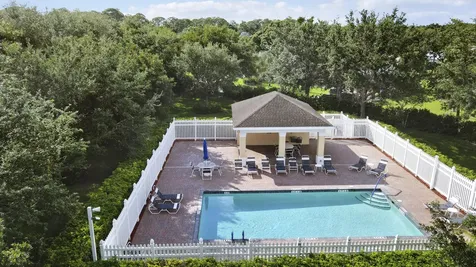 1845 Pointe West Way Vero Beach FL 32966