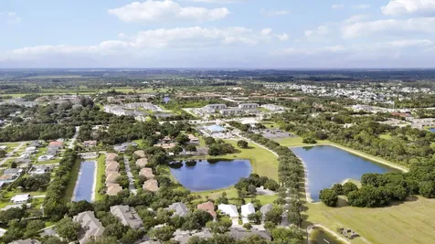 1845 Pointe West Way Vero Beach FL 32966