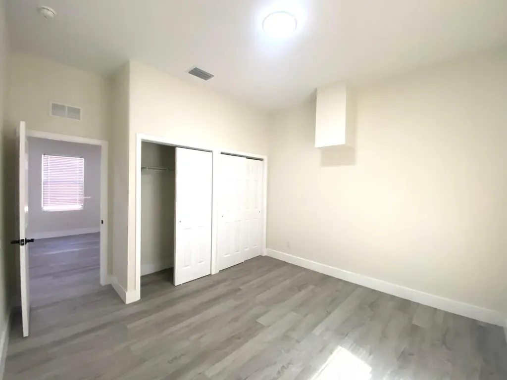 207 Ave E SE Winter Haven FL 33880