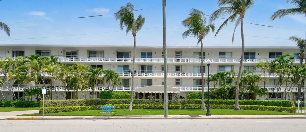 139 Sunrise Avenue Palm Beach FL 33480