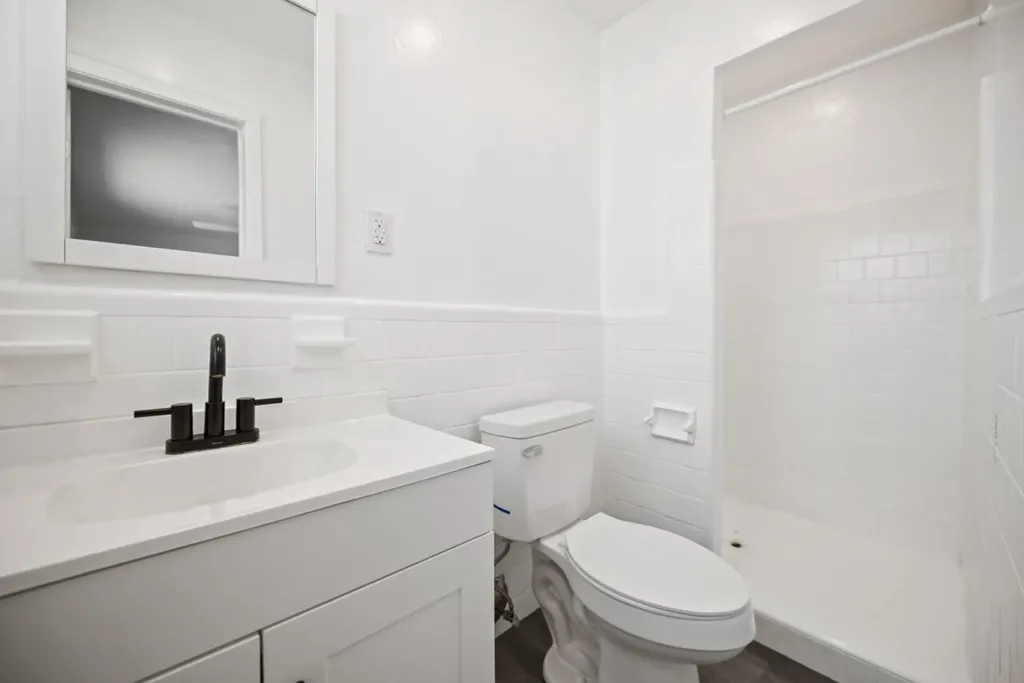5240 NE 3rd Terrace Oakland Park FL 33334