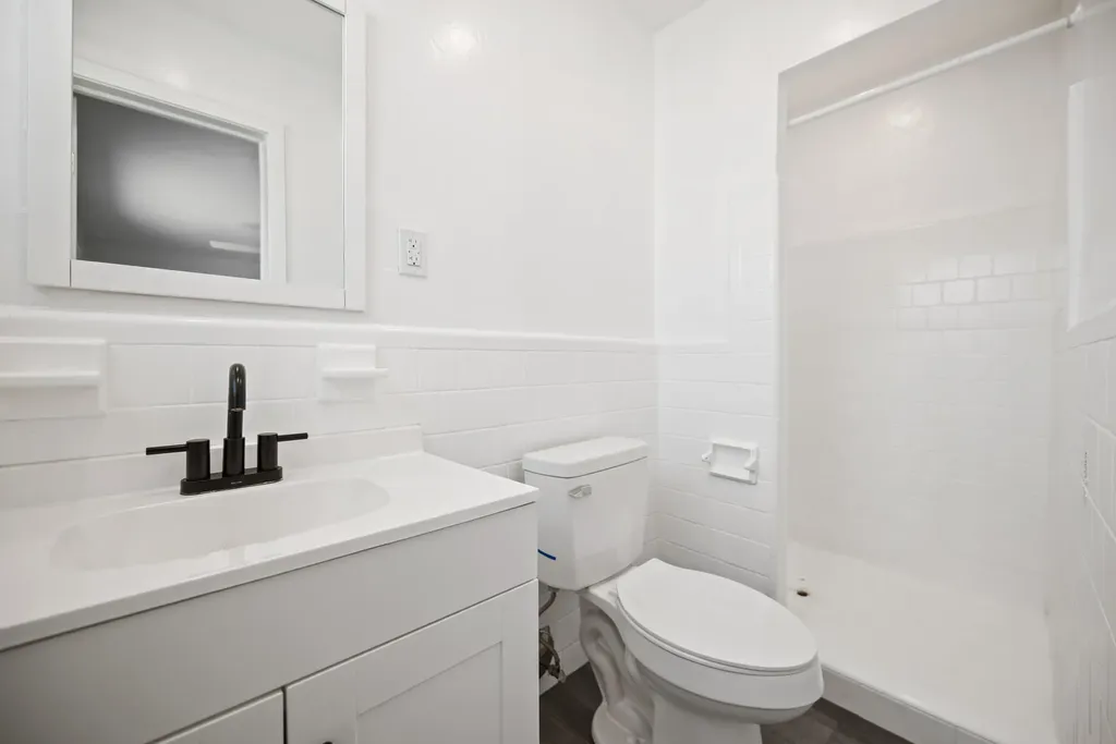 5240 NE 3rd Terrace Oakland Park FL 33334