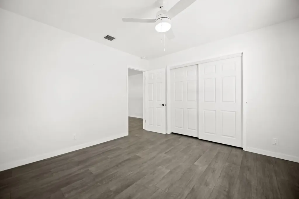 5240 NE 3rd Terrace Oakland Park FL 33334