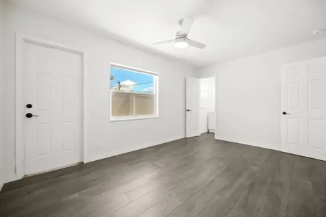 5240 NE 3rd Terrace Oakland Park FL 33334
