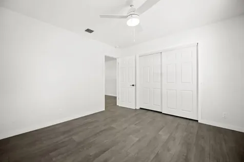 5240 NE 3rd Terrace Oakland Park FL 33334