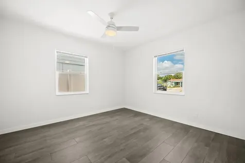 5240 NE 3rd Terrace Oakland Park FL 33334