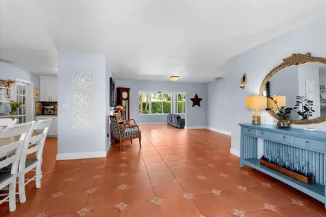 8341 SW 14th Street Miami FL 33144