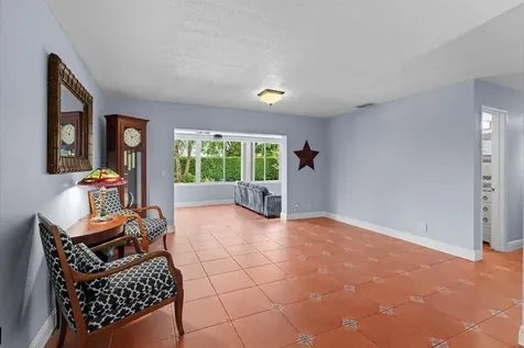 8341 SW 14th Street Miami FL 33144