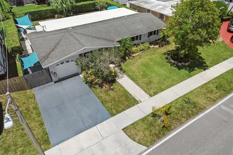 8341 SW 14th Street Miami FL 33144