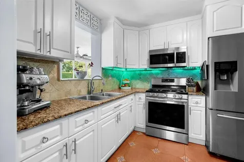 8341 SW 14th Street Miami FL 33144