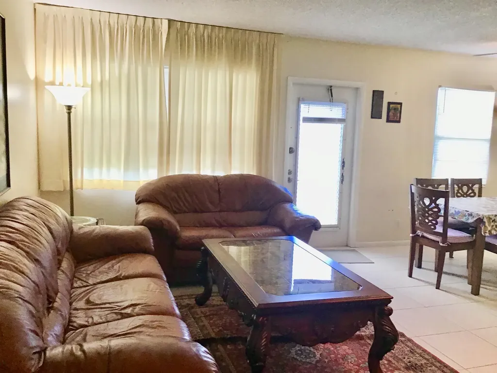 4004 Exeter A Boca Raton FL 33434