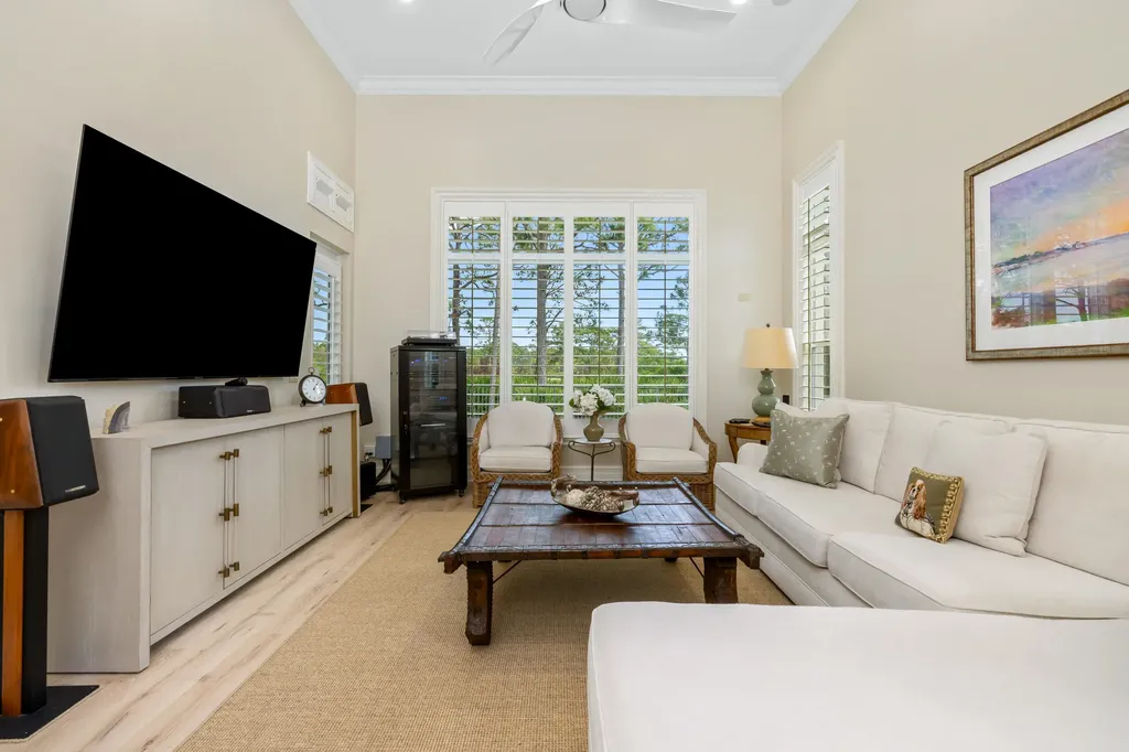 10135 SE Sandpine Lane Hobe Sound FL 33455
